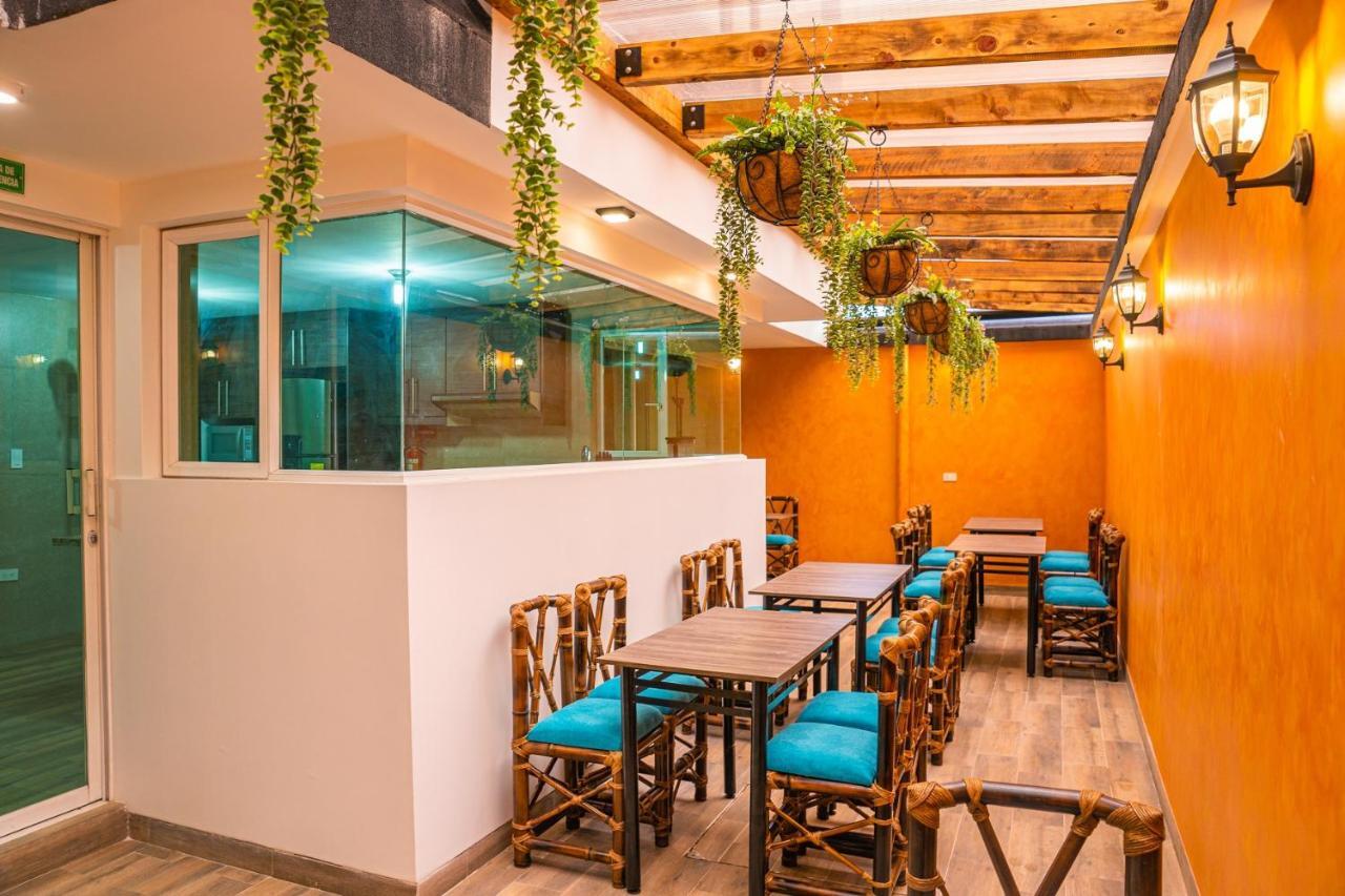 The Traveler Hostel โอตาวาโล ภายนอก รูปภาพ